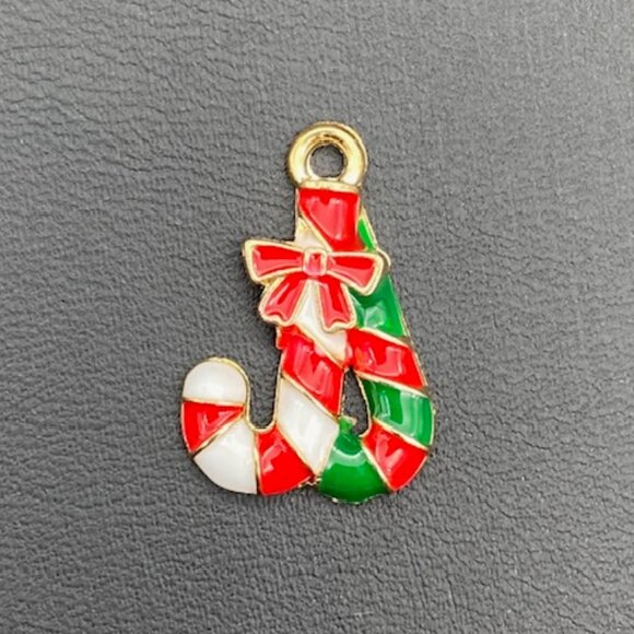 Festive Holiday Christmas Charm with Clasp - Picture 2 of 10